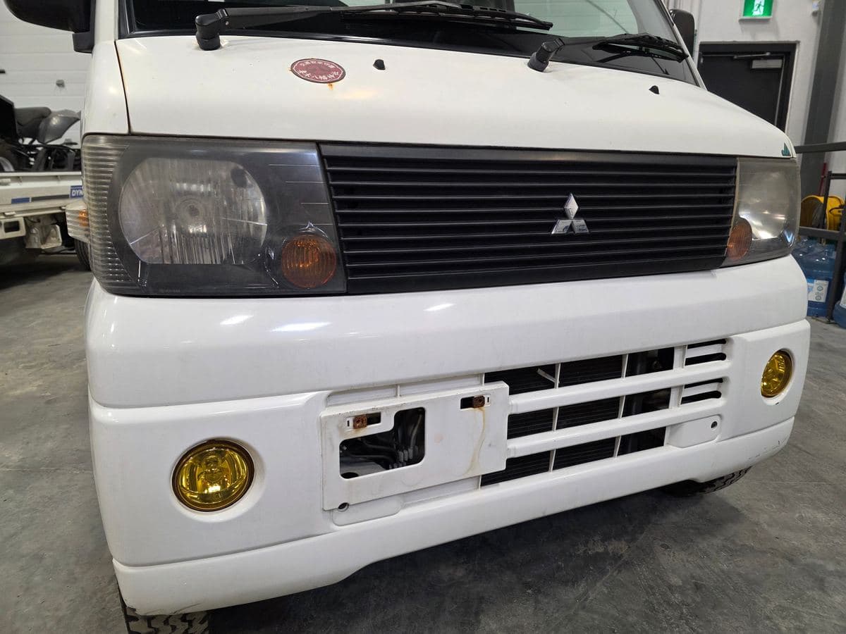 2007 Mitsubishi Minicab 4WD 5-Speed Manual thumbnail 5