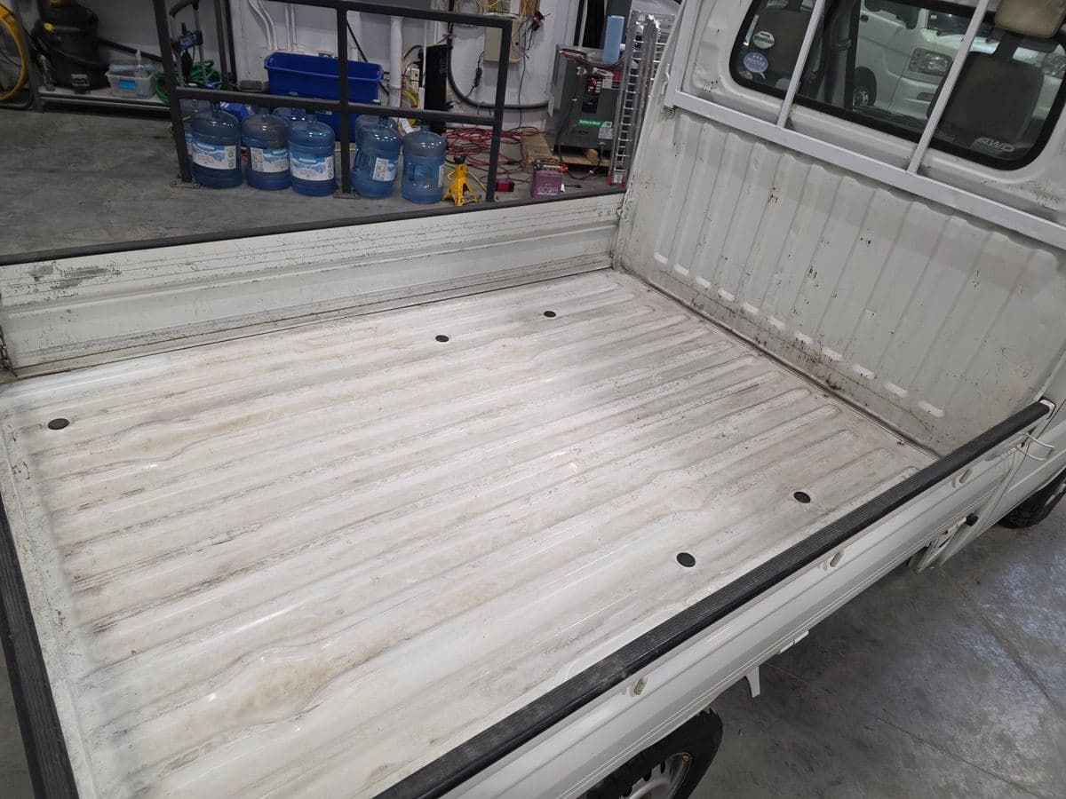 2007 Mitsubishi Minicab 4WD 5-Speed Manual thumbnail 4