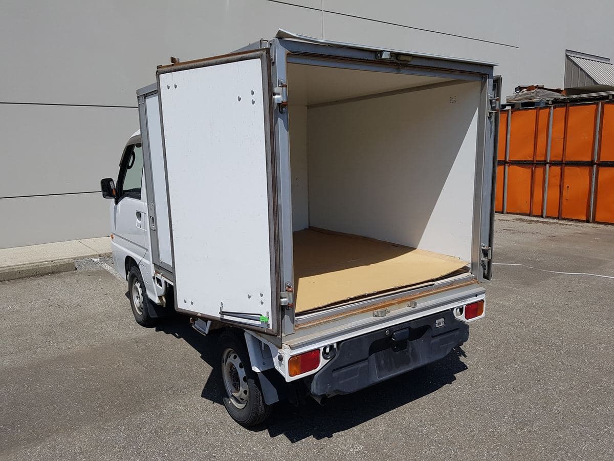 2010 Subaru Sambar 4WD Manual — Enclosed Cube Van thumbnail 17