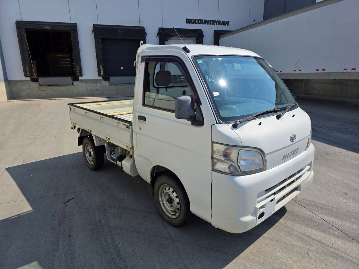 2009 Daihatsu Hijet 4WD 5-Speed Dump Bed — Low KMs thumbnail 13