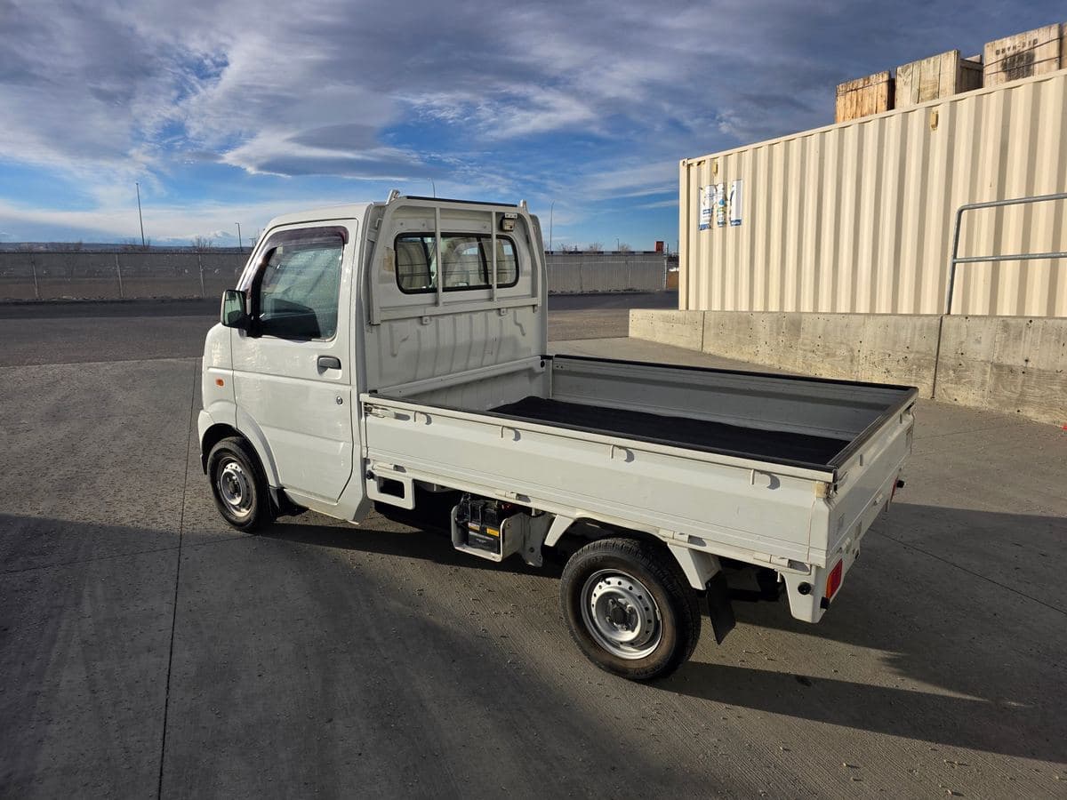 2006 Suzuki Carry (DA63T) 4WD Farming Edition — 13,310 KMs thumbnail 6