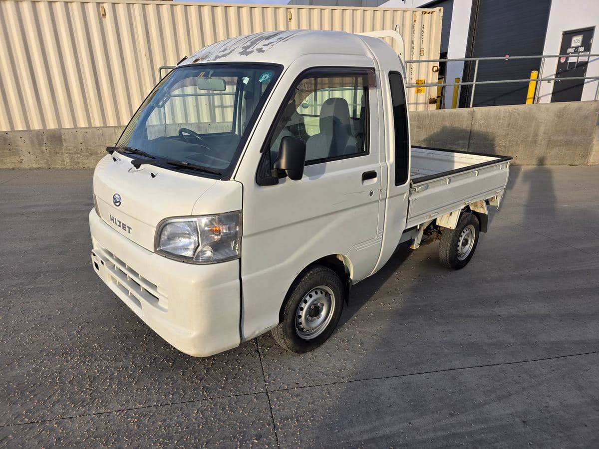 2009 Daihatsu Hijet JUMBO AWD 5-Speed Manual — kei truck for sale in Calgary