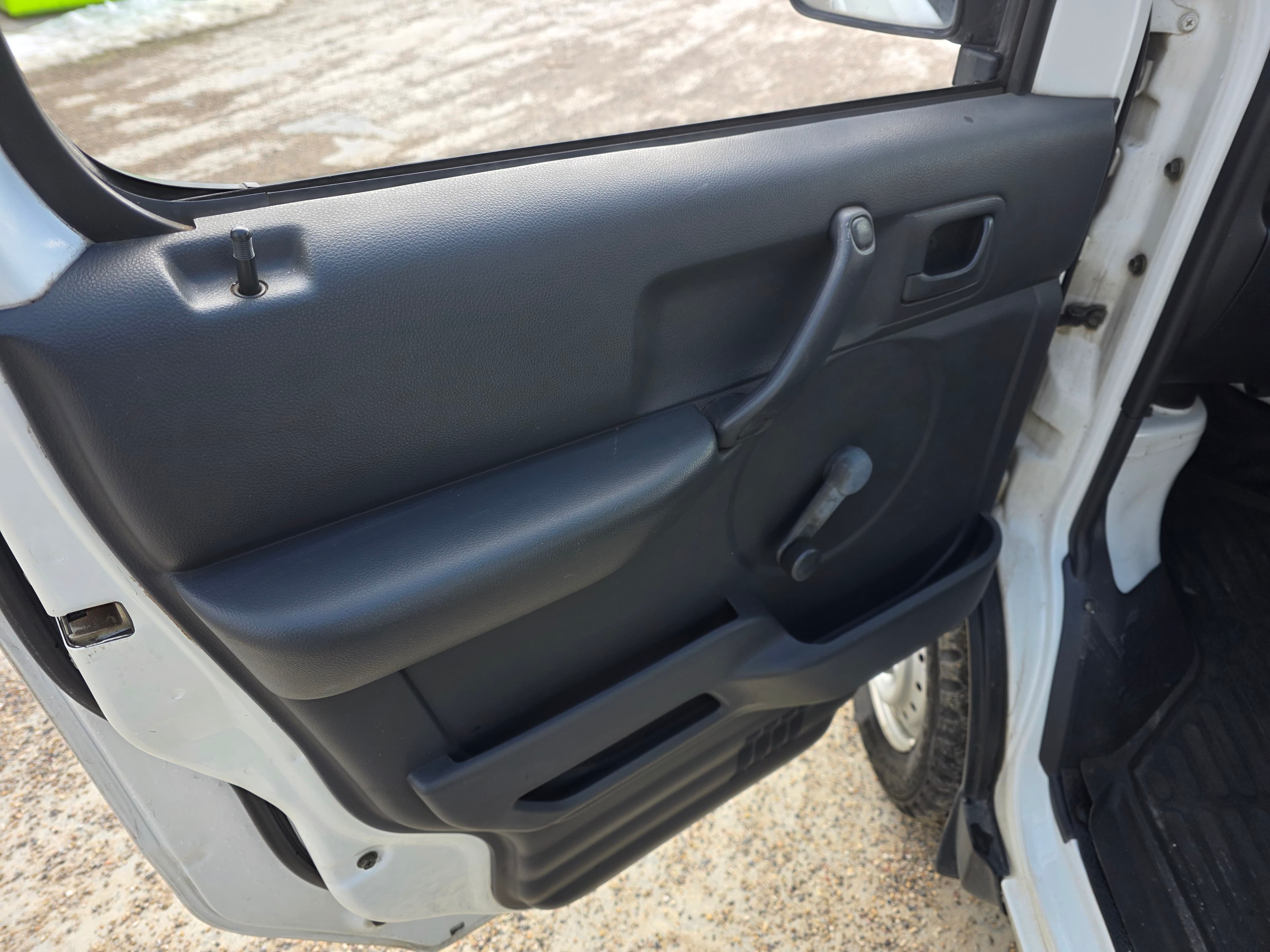 2005 Suzuki Carry Dump 4WD 5-Speed Manual — view 21