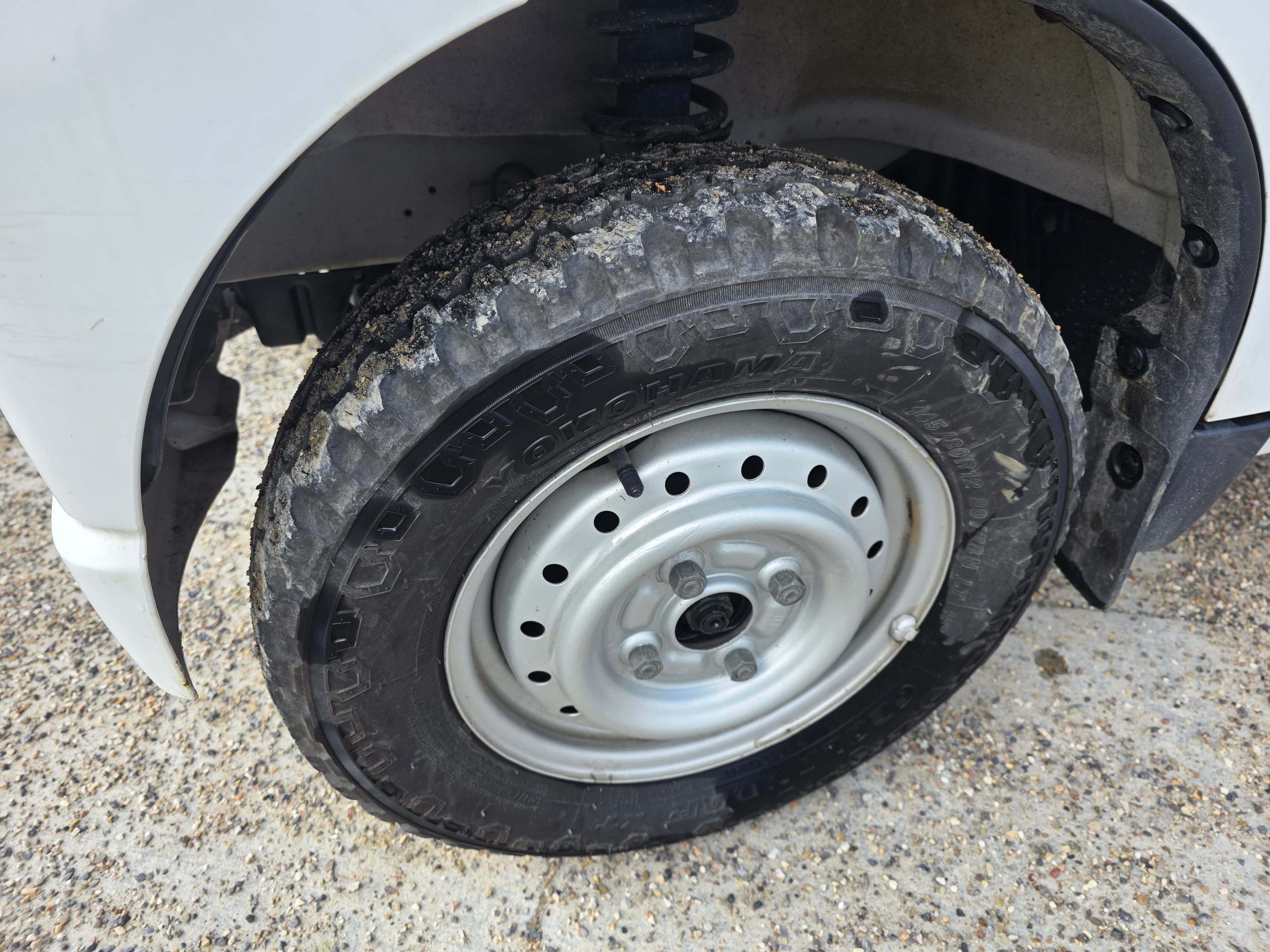 2005 Suzuki Carry Dump 4WD 5-Speed Manual — view 24