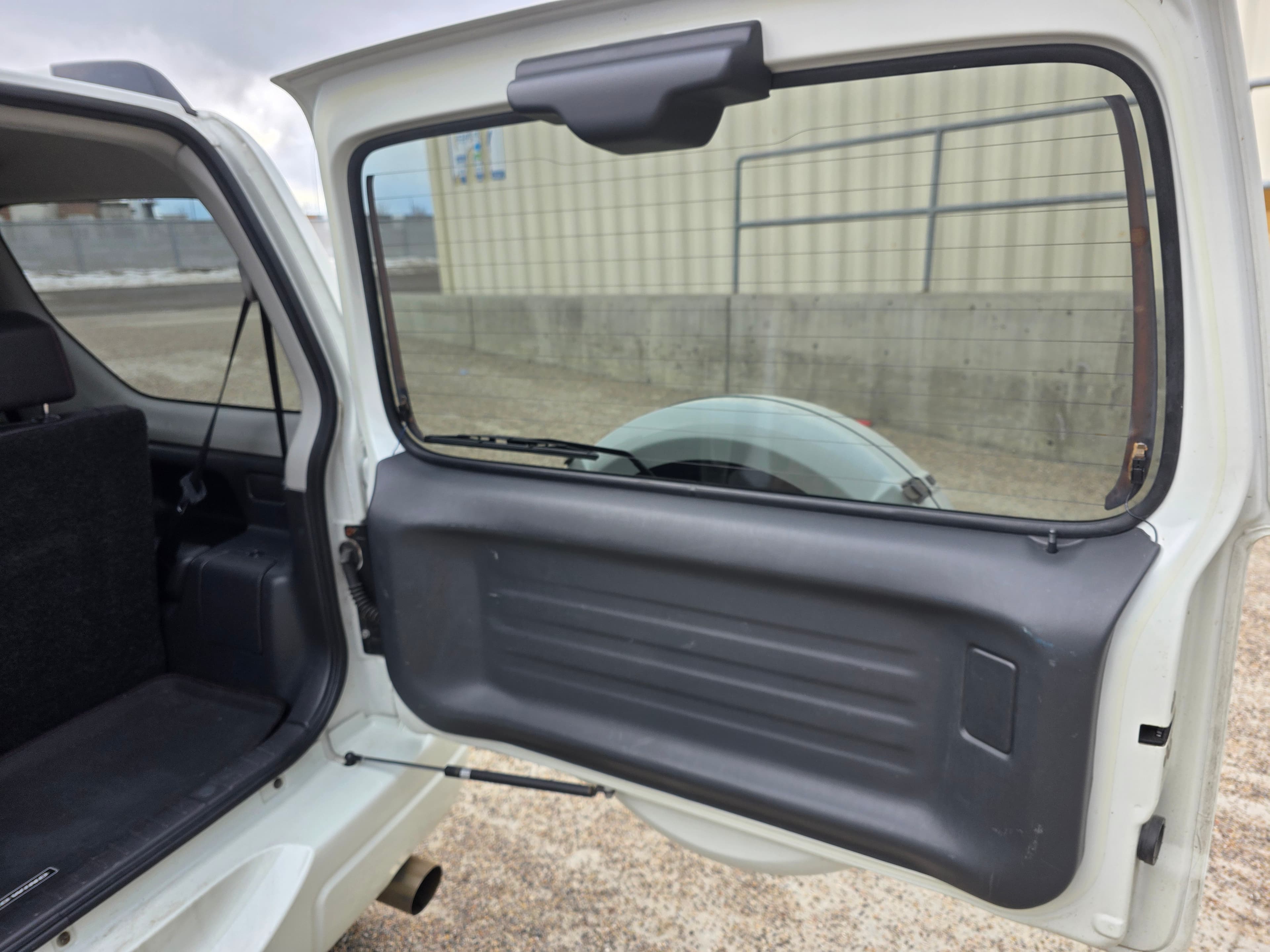 2009 Suzuki Jimny Wild Wind 4WD Automatic — view 11