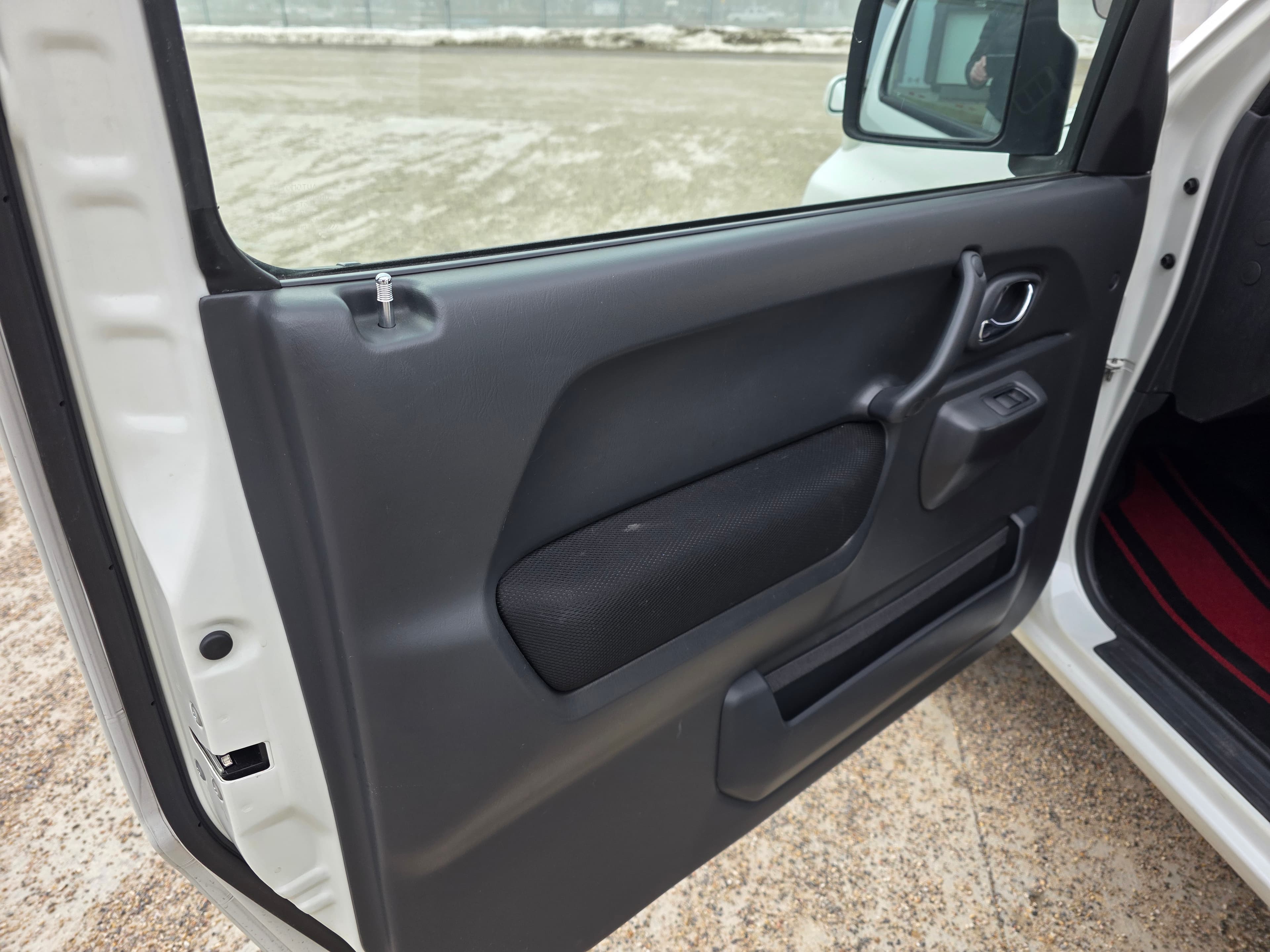 2009 Suzuki Jimny Wild Wind 4WD Automatic — view 16