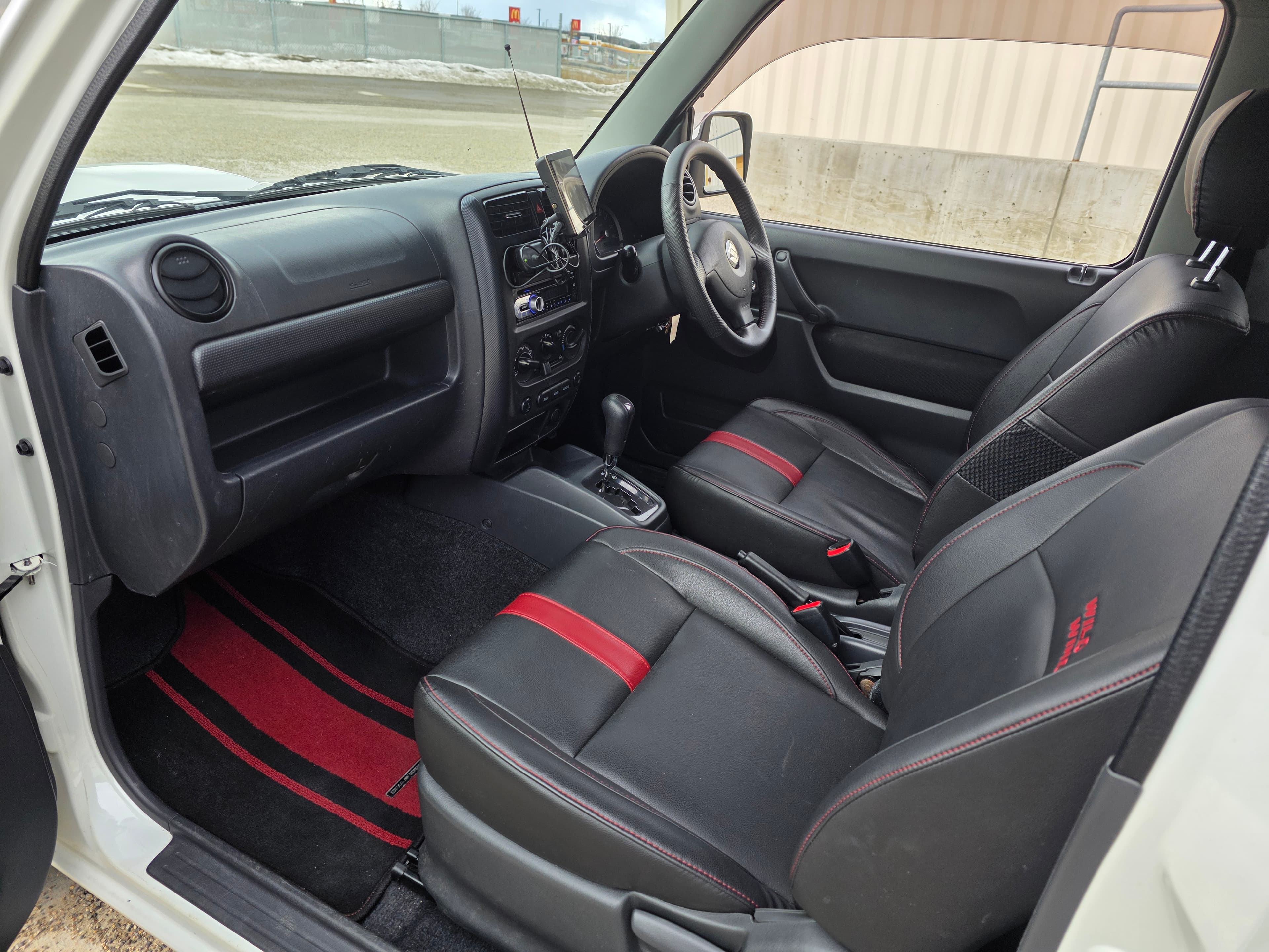 2009 Suzuki Jimny Wild Wind 4WD Automatic — view 17