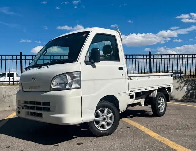 2008 Daihatsu Hijet 4WD Automatic — Low KMs — kei truck for sale in Calgary