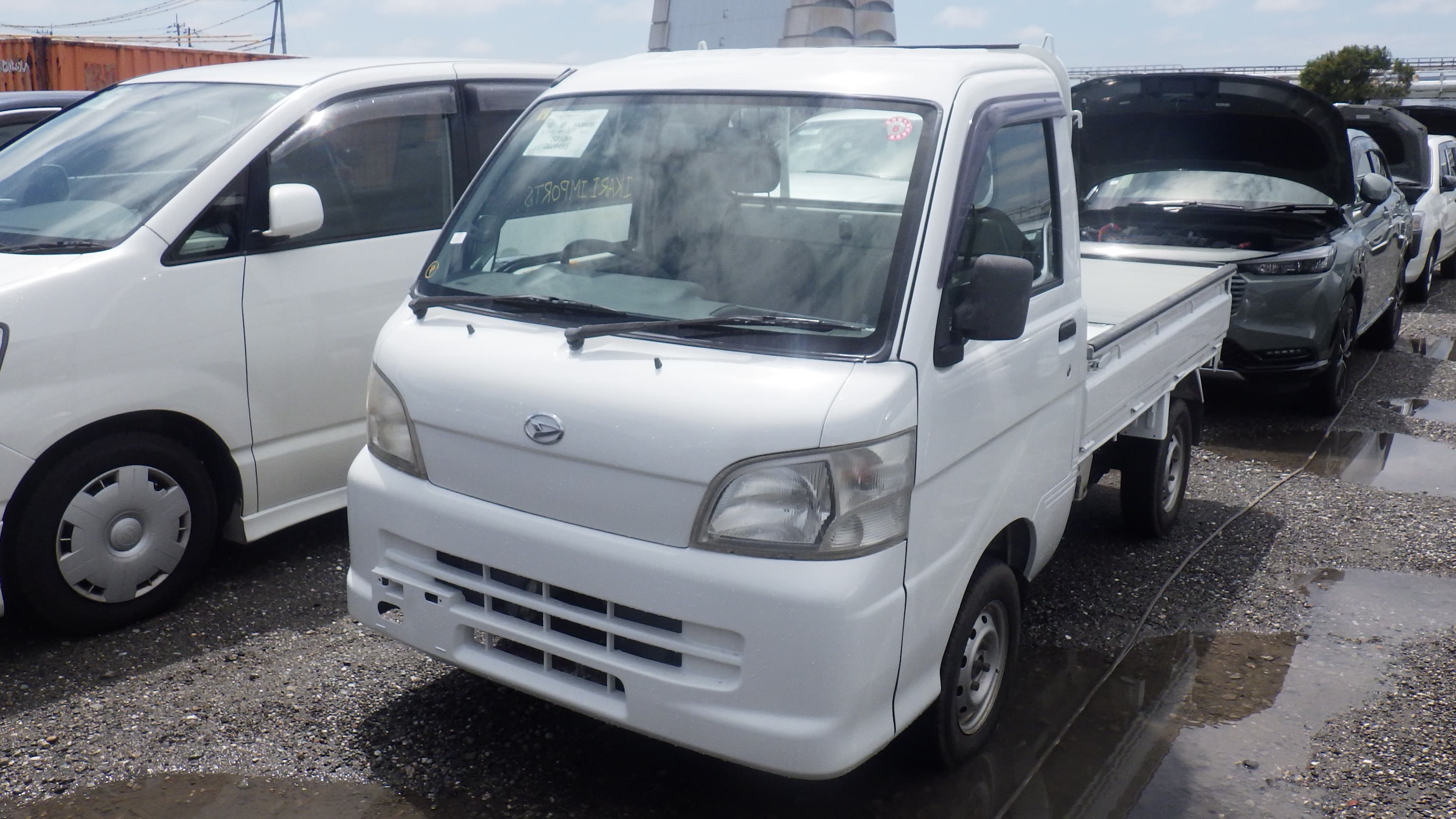 2005 Daihatsu Hijet Truck Dump Bed 4WD 5-Speed Manual kei truck for sale Calgary — photo 1 of 16